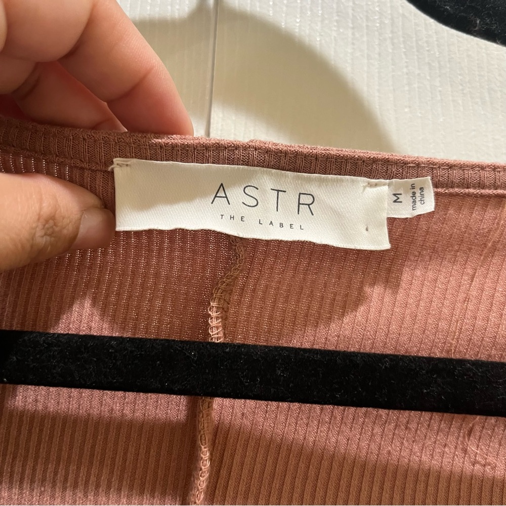 ASTR The Label Long Sleeve Ribbed Bodycon Dress Hook and Eye Front Blush Medium - Picture 8 of 8